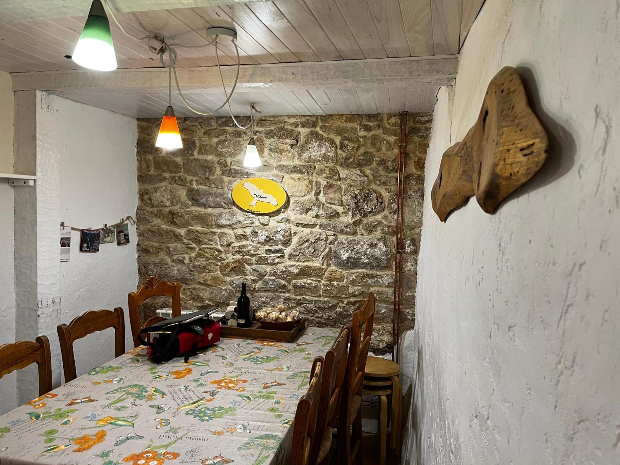 La Milana, Orbaneja Del Castillo Luaran gambar